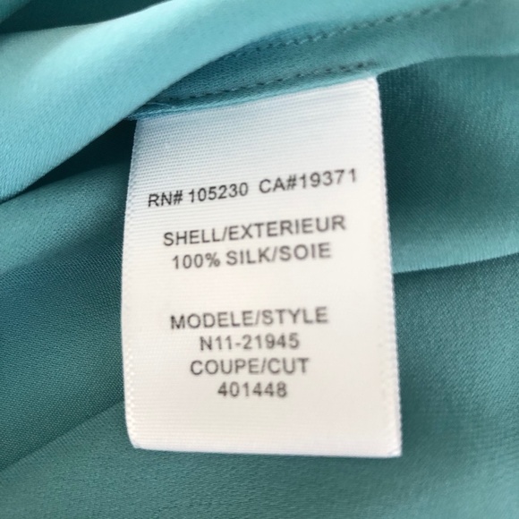 Joie gorgeous short sleeve silk blouse. Size M. - Picture 5 of 6